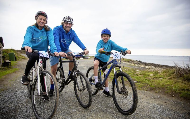 Oak Sponsors Bike Ride in aid of MUG Cancer Charity